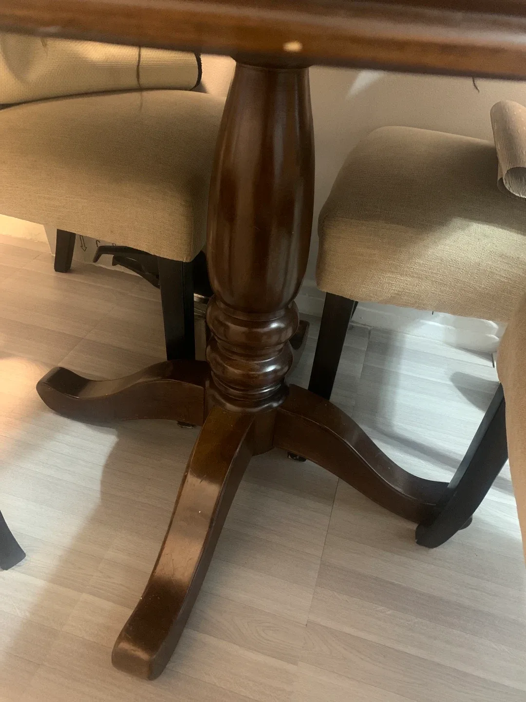 Round Wooden Dining Table image indicator(2)