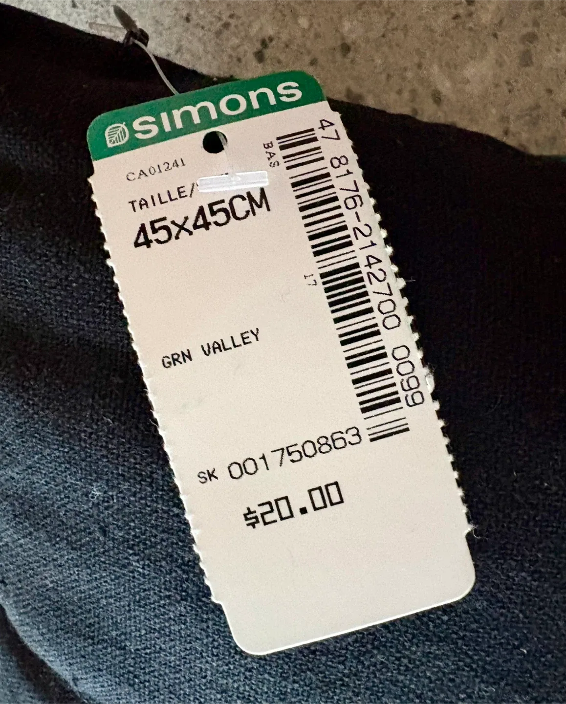 Throw Pillow With Landscape Photograph 45 X 45 cm New With Tags image indicator(5)