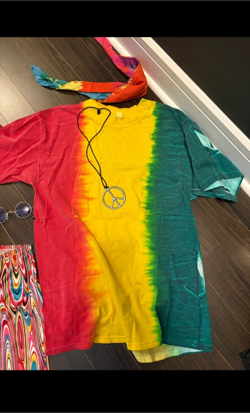 Woman and Man Hippie Costume Set