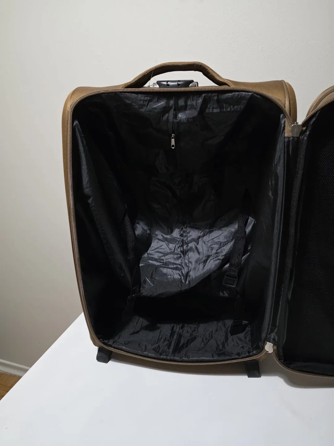 Dollar Brown Carry-On Luggage image indicator(5)