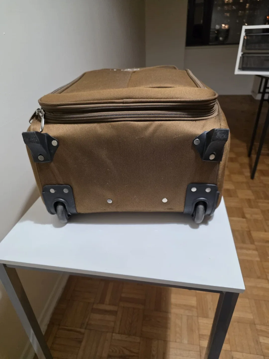 Dollar Brown Carry-On Luggage image indicator(4)