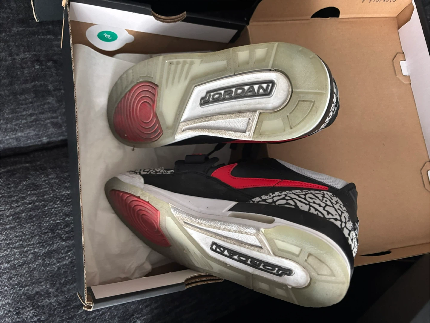 Nike Jordan Legacy 312 Low Black/Red - photo 4