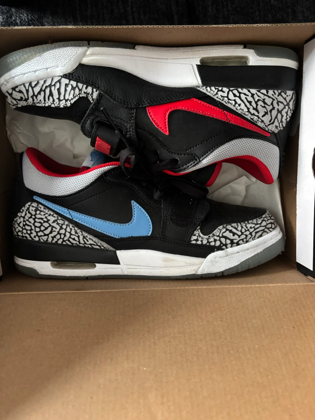Nike Jordan Legacy 312 Low Black/Red