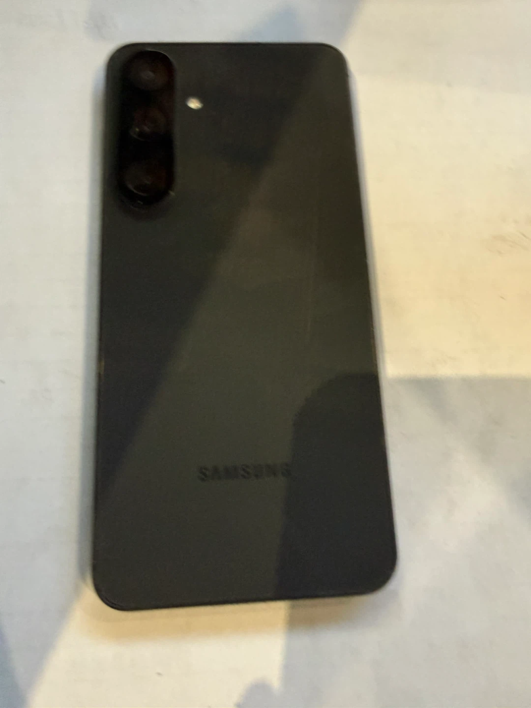 Samsung Galaxy S24 FE(At&t & Cricket) 128gb - photo 2