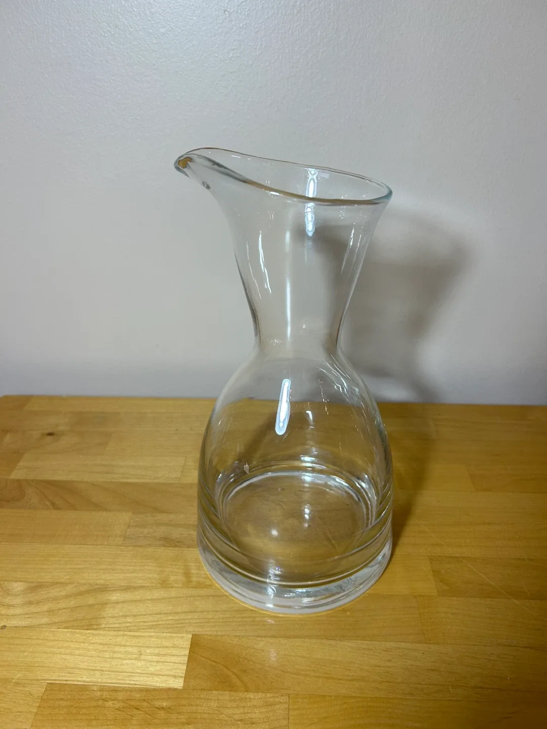 Assorted Clear Glass Vases image indicator(6)