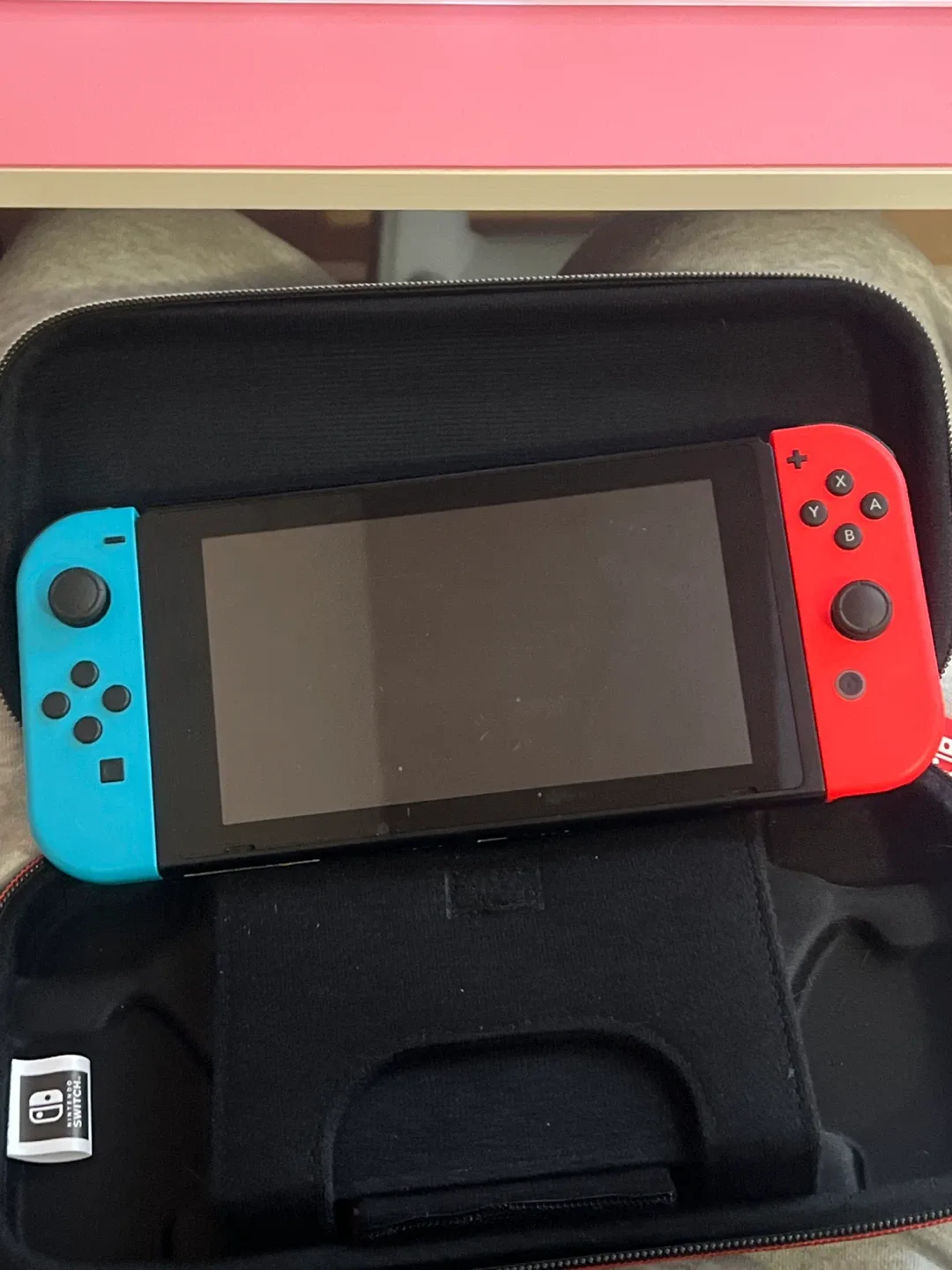 Nintendo Switch Console with Case image indicator(2)