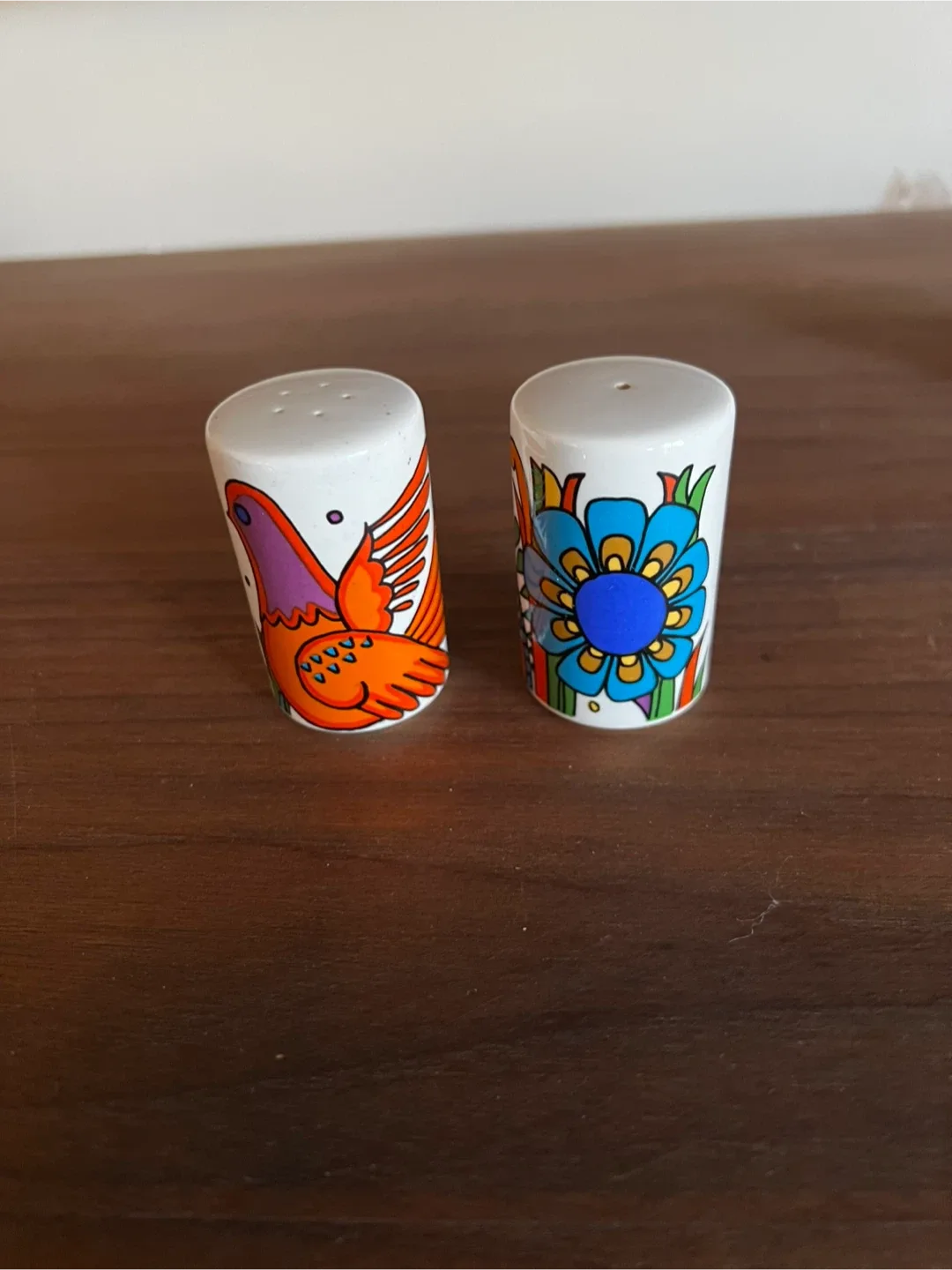 Vintage Villery & Boch Acapulco Salt & Pepper Shakers image indicator(2)