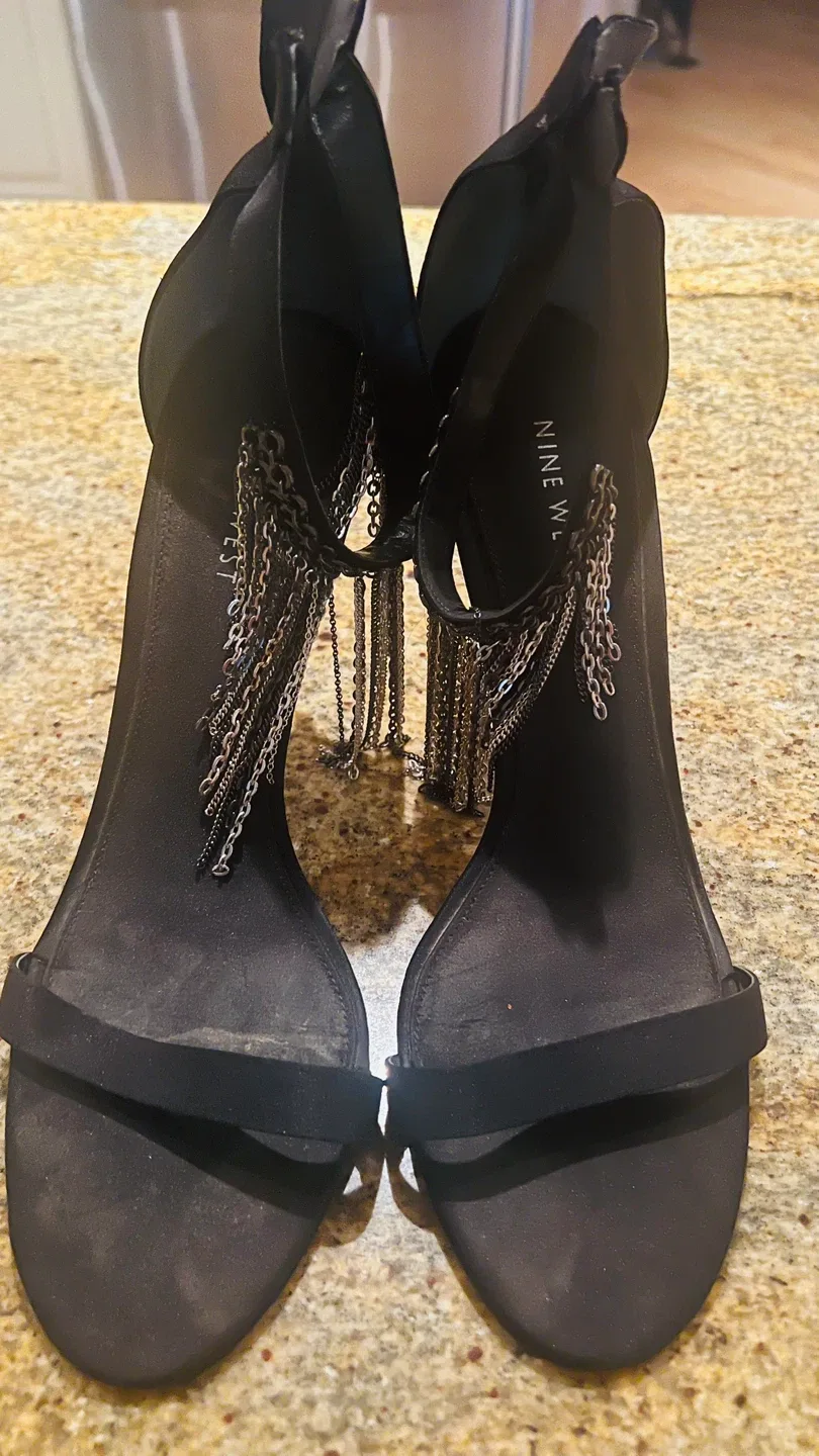 Nine West size 10 Black Heels with Chains image indicator(2)