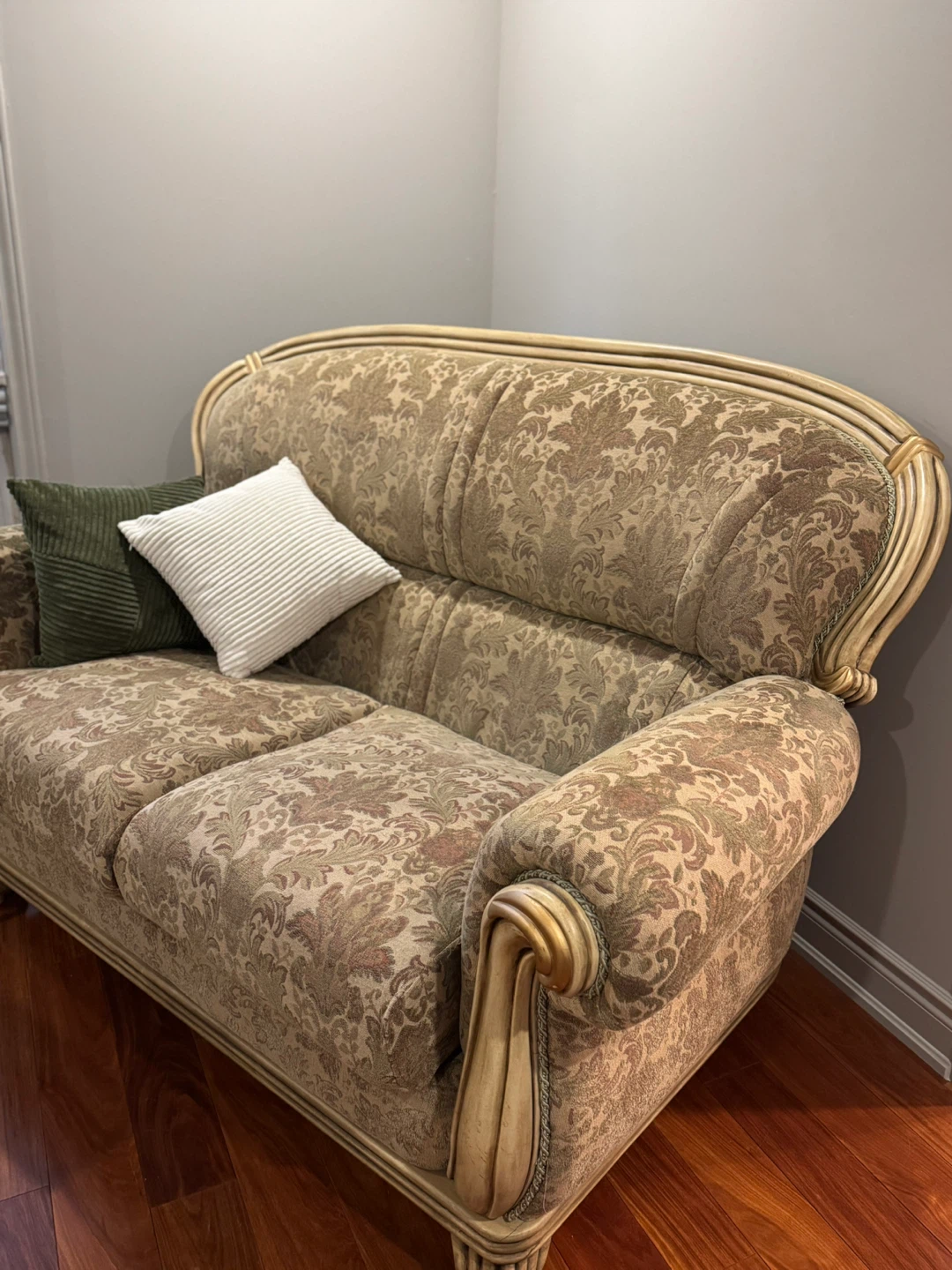 Elegant Classic Living Room Set, sofa set - photo 4