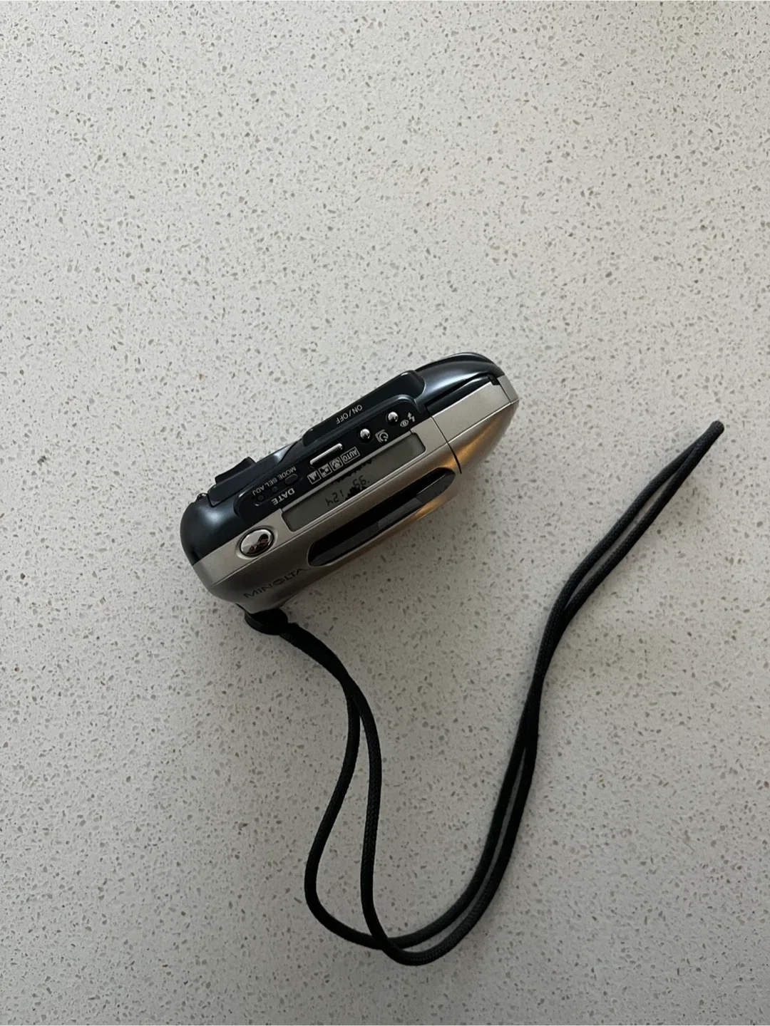 Minolta 35mm Film Camera, Exceptional Captures image indicator(3)