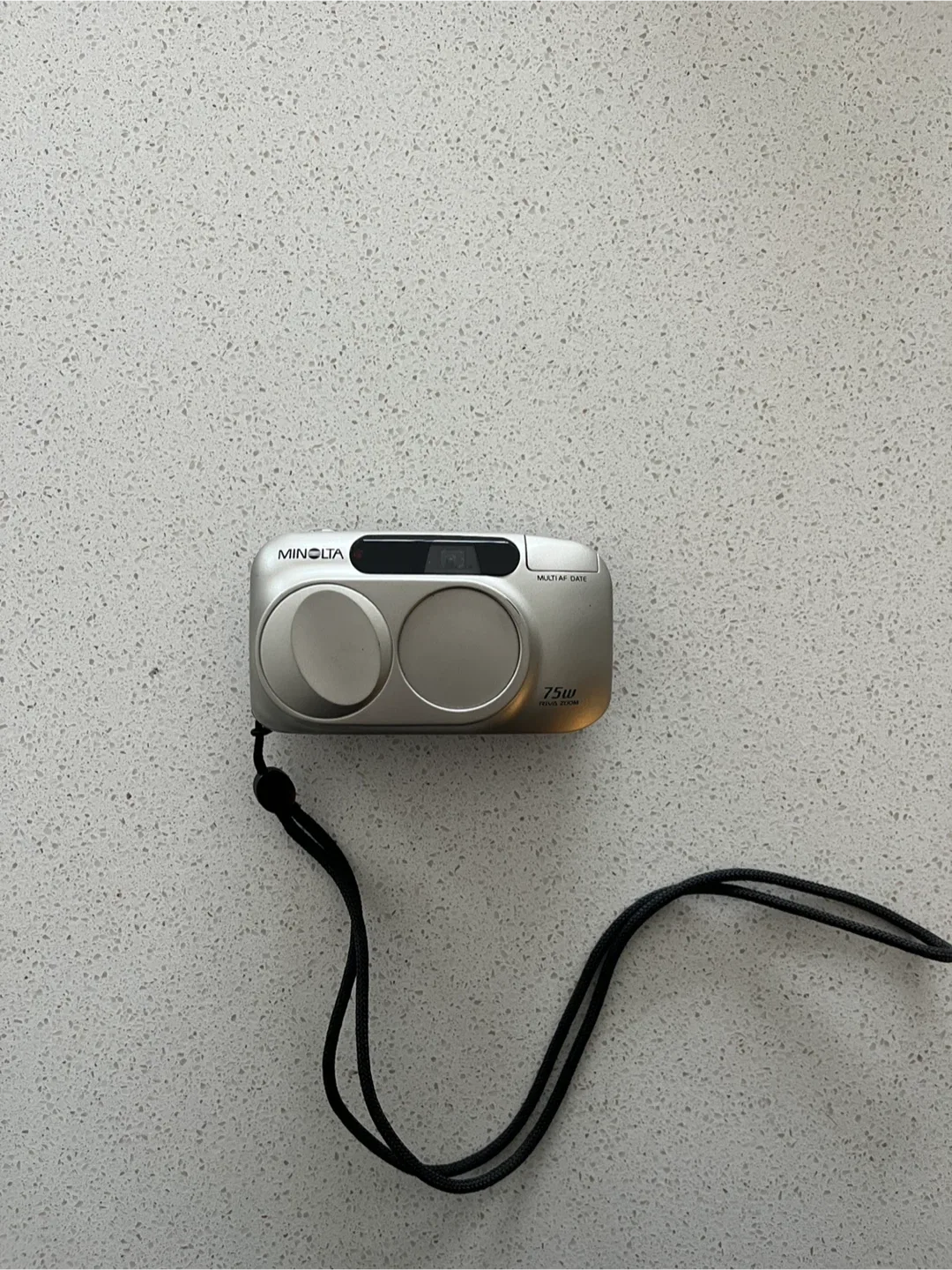 Minolta 35mm Film Camera, Exceptional Captures image indicator(2)