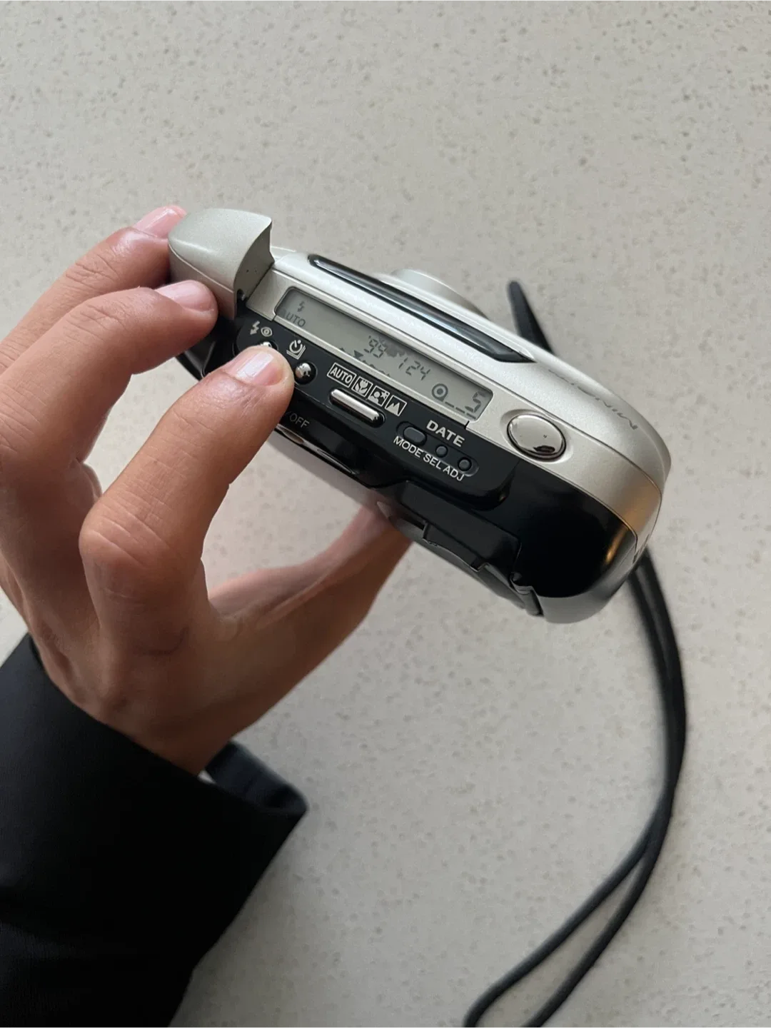 Minolta 35mm Film Camera, Exceptional Captures image indicator(7)