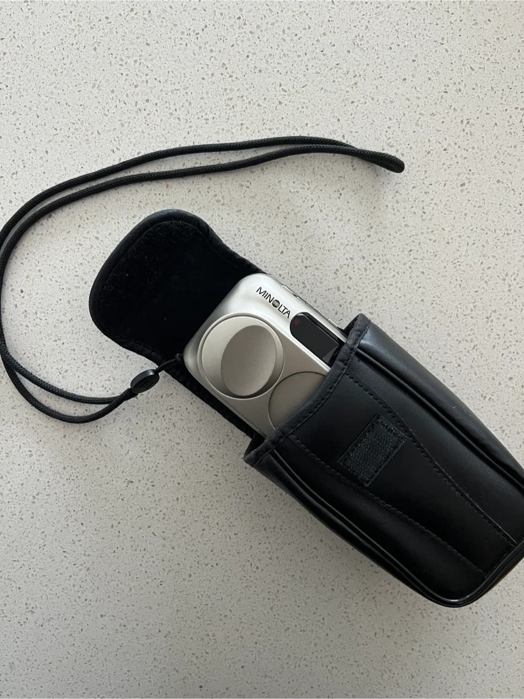 Minolta 35mm Film Camera, Exceptional Captures image indicator(9)