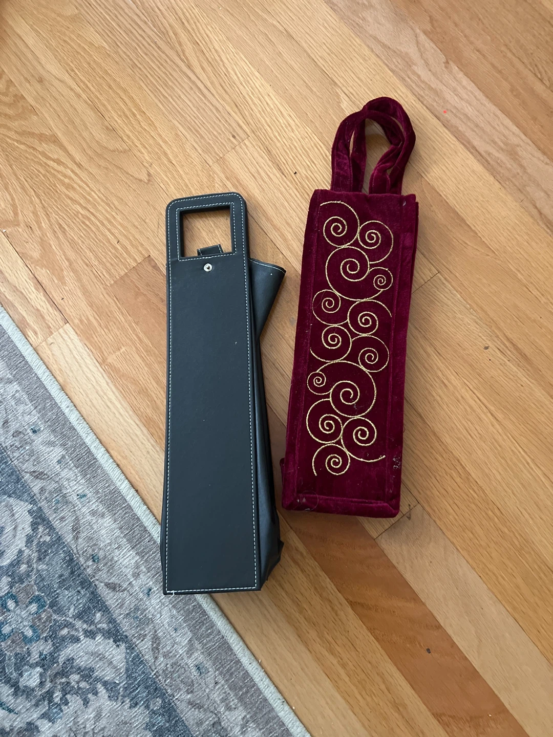 Wine Bottle Gift Bags (Set of 2)