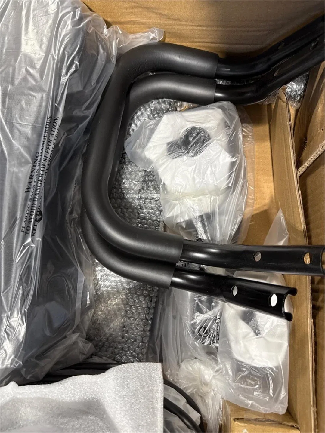 BBTEQEKN Ergonomic Kneeling Chair, Black - BNIB image indicator(4)