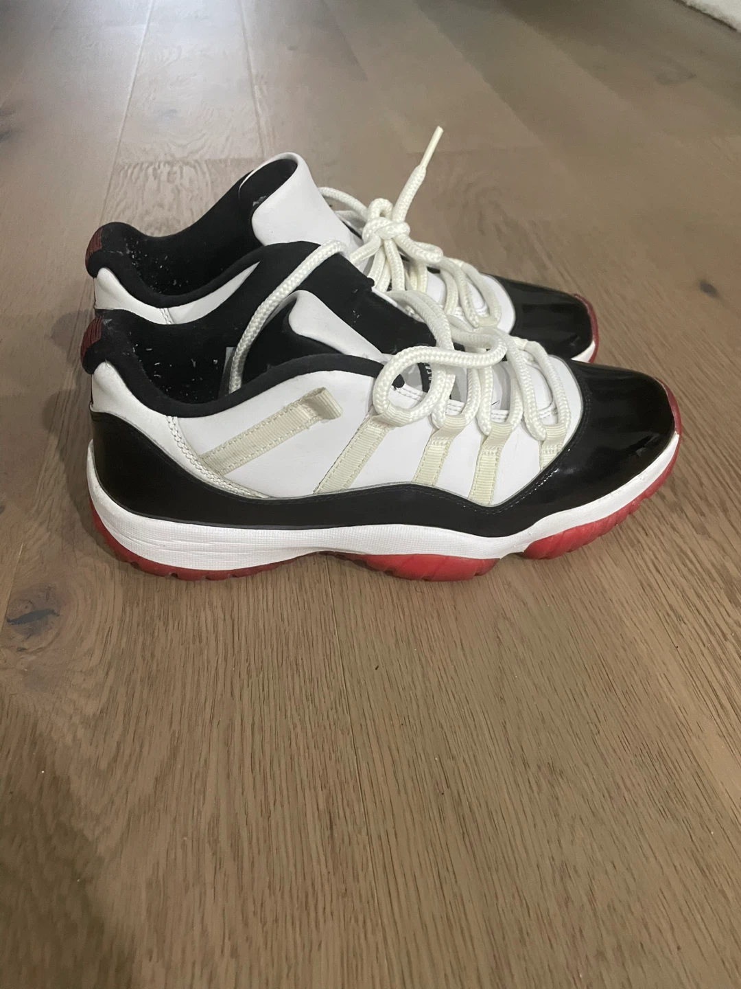 Air Jordan 11 Retro Concord Bred