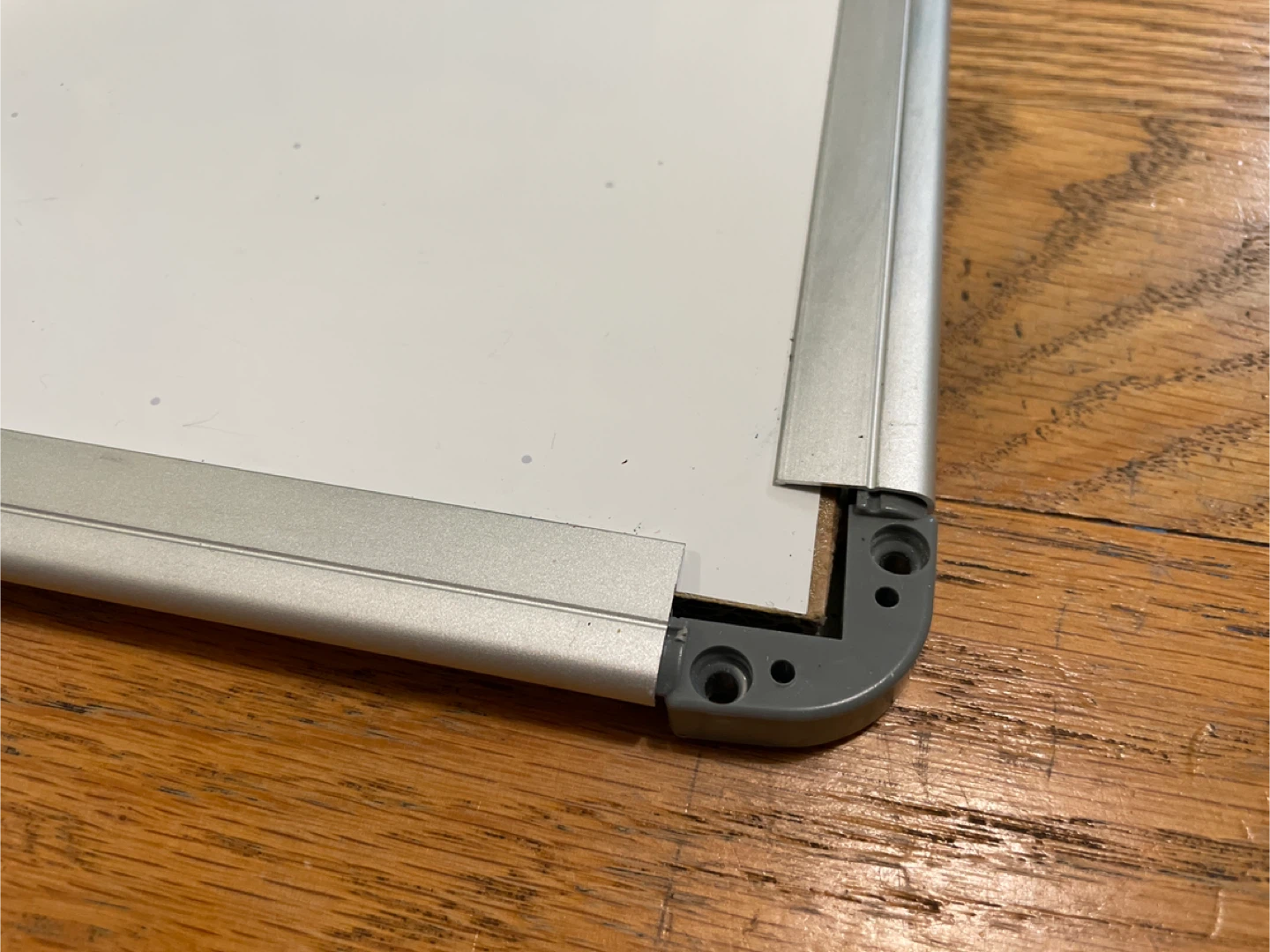3ft by 2ft Quartet Whiteboard with Accessories - photo 4
