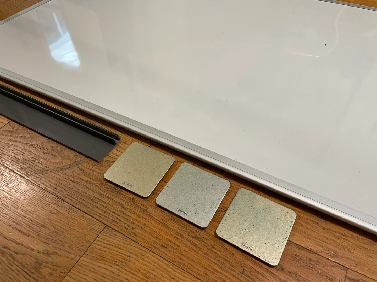 3ft by 2ft Quartet Whiteboard with Accessories - photo 2