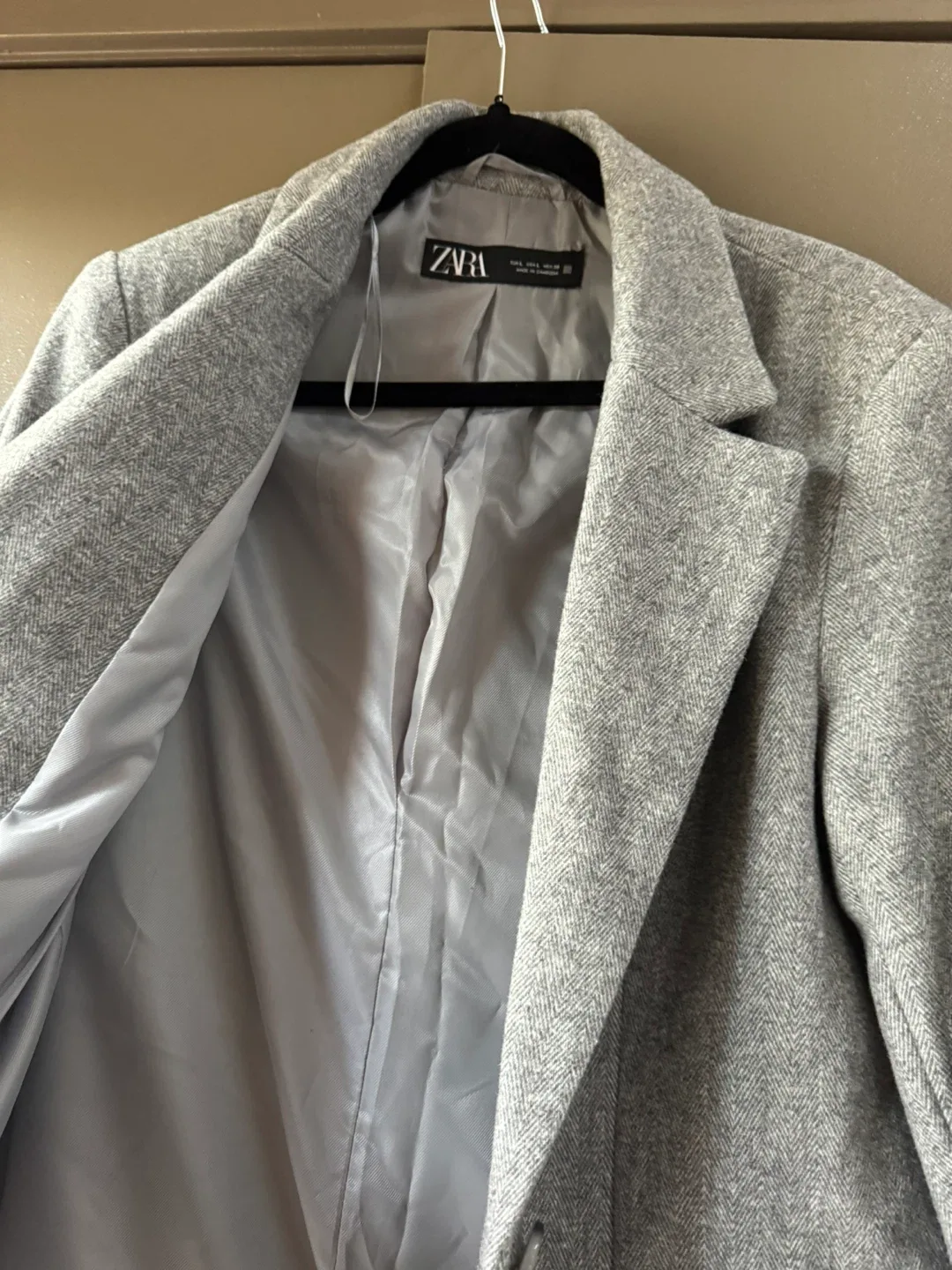 Zara Grey Blazer - Size L image indicator(2)