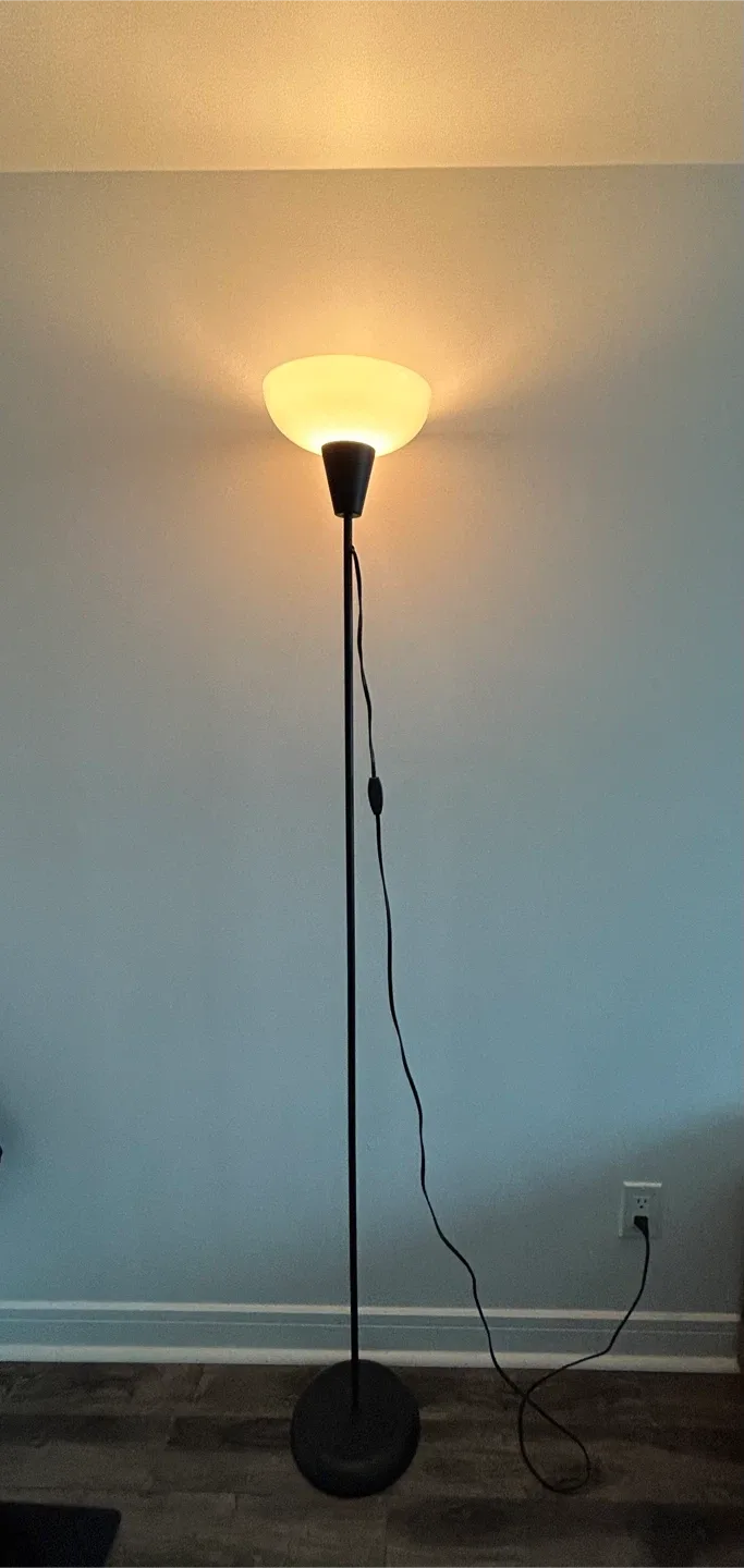 IKEA TÄGARP Floor Uplighter Lamp - Black/White thumbnail