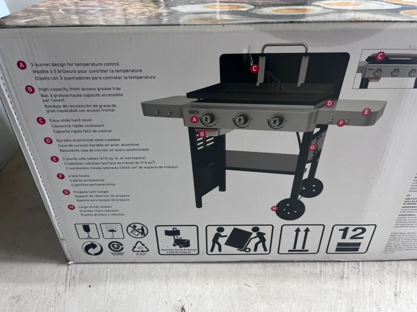 Weber Griddle 28" LP - Brand New in Box! image indicator(2)