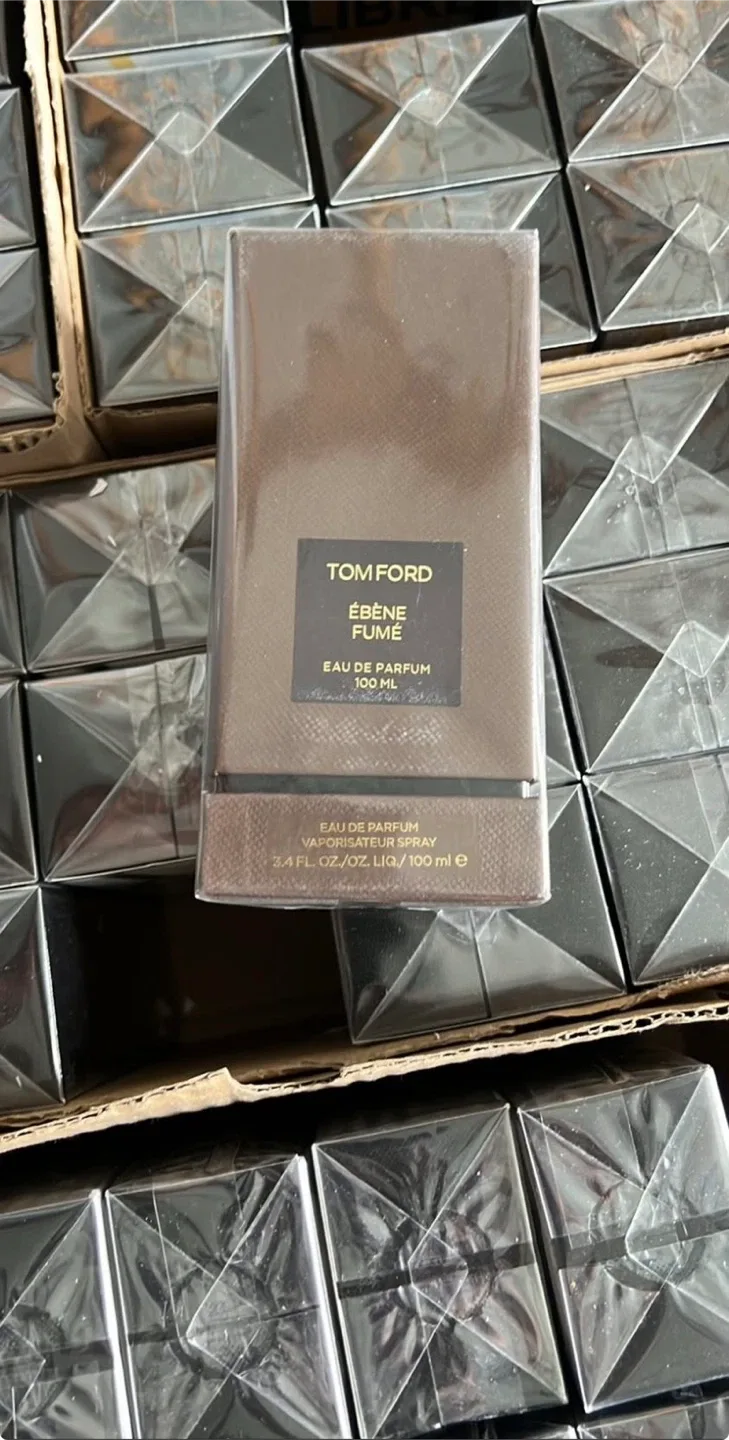 Bulk Supplier Tom Ford, Yves Saint Laurent, Dior, Chanel Perfume image indicator(5)