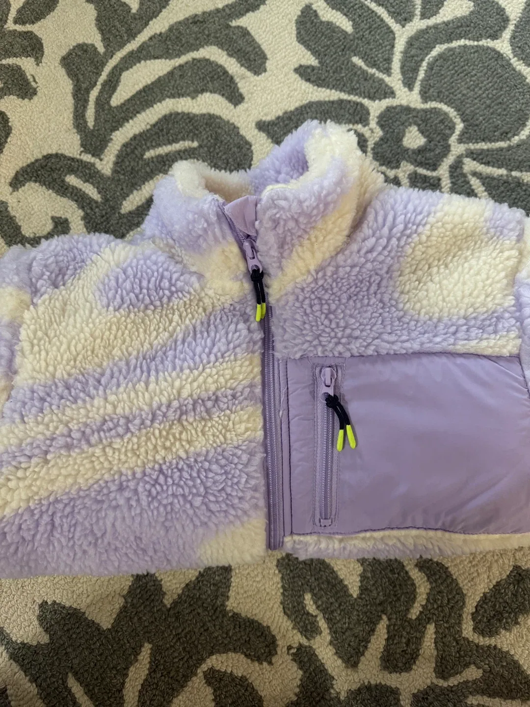 H&M Girl's Fleece Jacket - Size 8-10 image indicator(7)