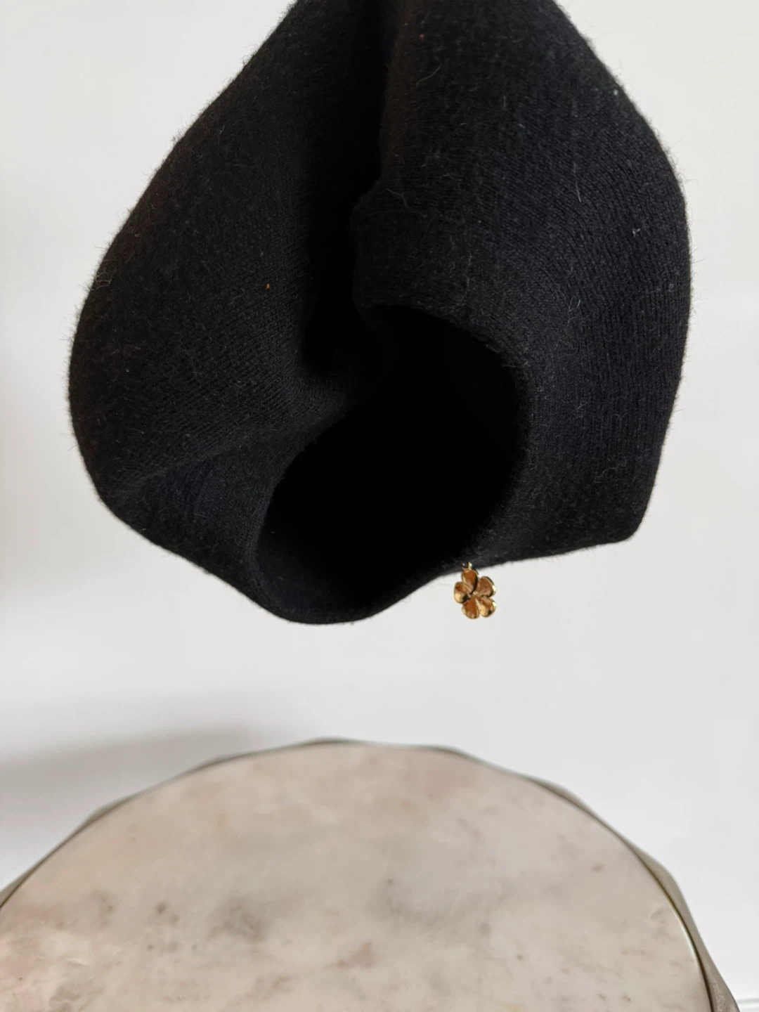 Black Cashmere Beret Hat - photo 4