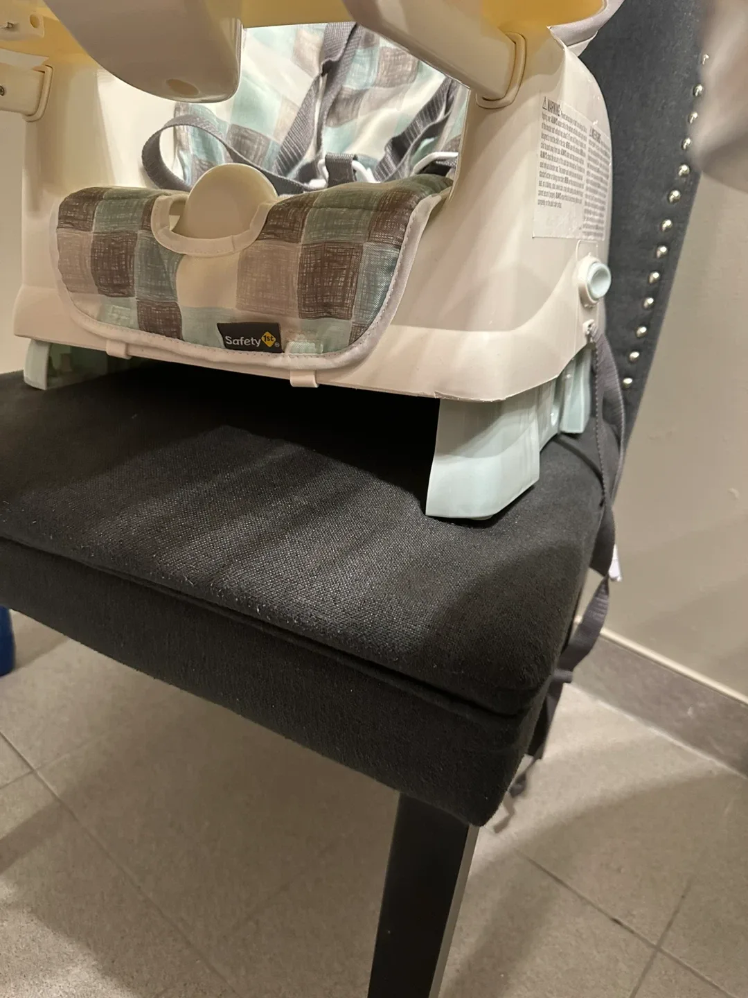 Portable high chair / Booster Seat image indicator(5)