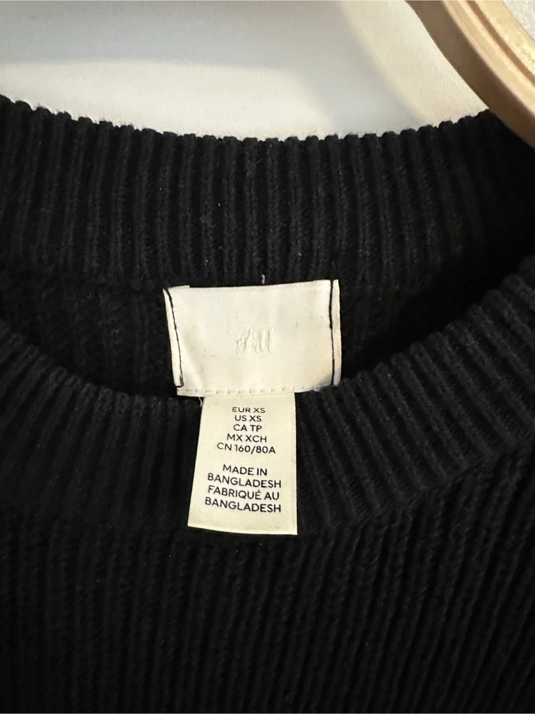 H&M Women Sweater image indicator(2)