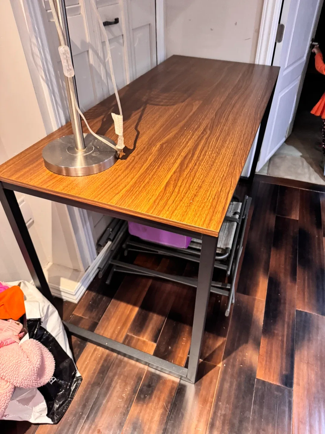 Wood & Metal Desk image indicator(2)