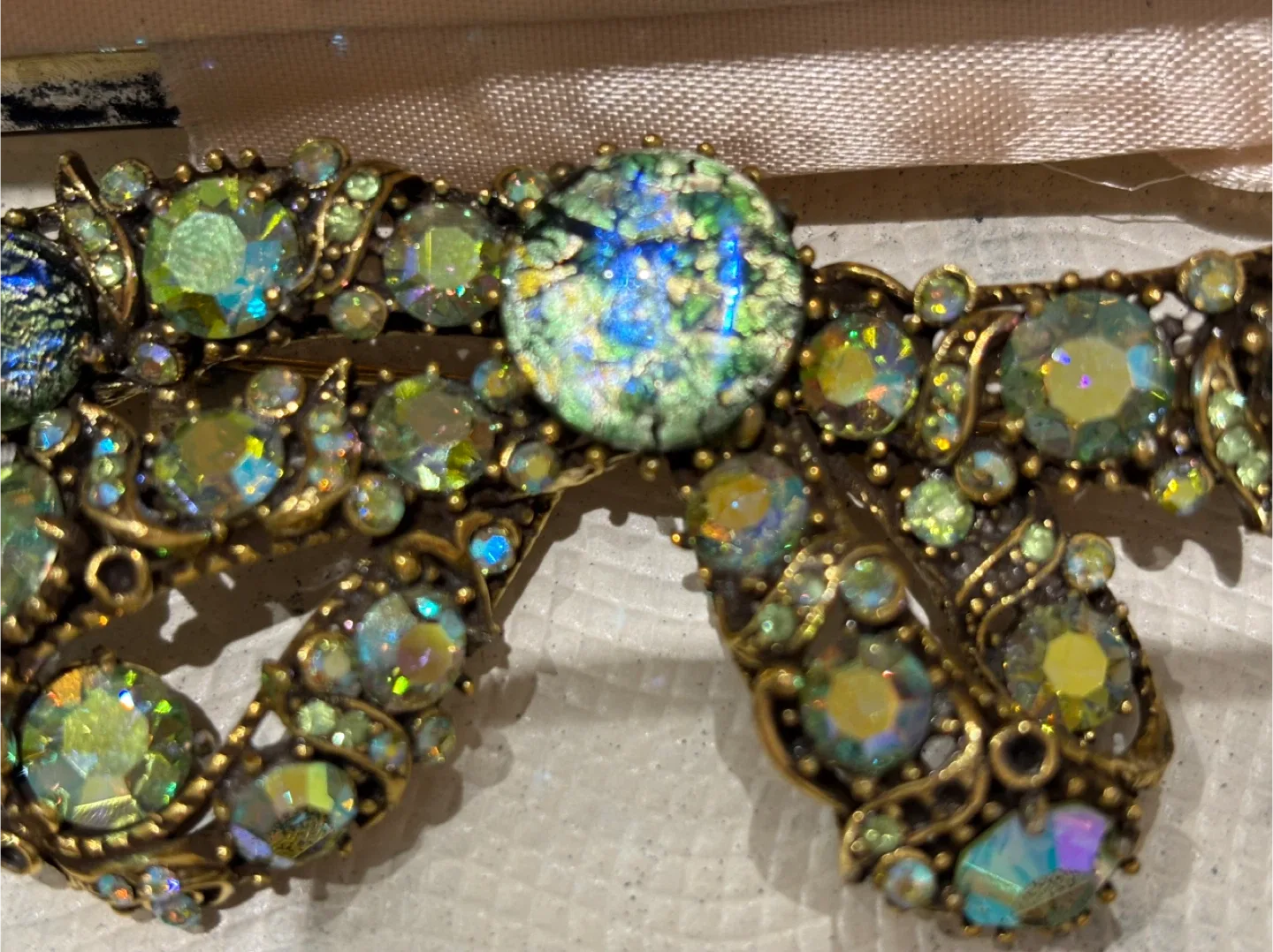 Hollycraft 1958 Vintage Brooch and Earrings Set image indicator(4)