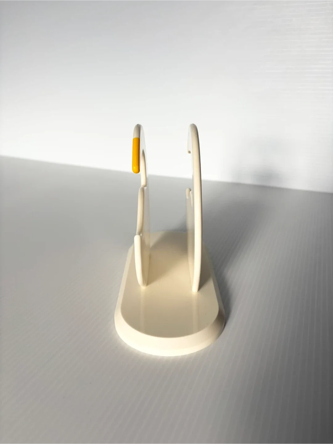 Vintage White Plastic Geese Napkin Holder image indicator(2)