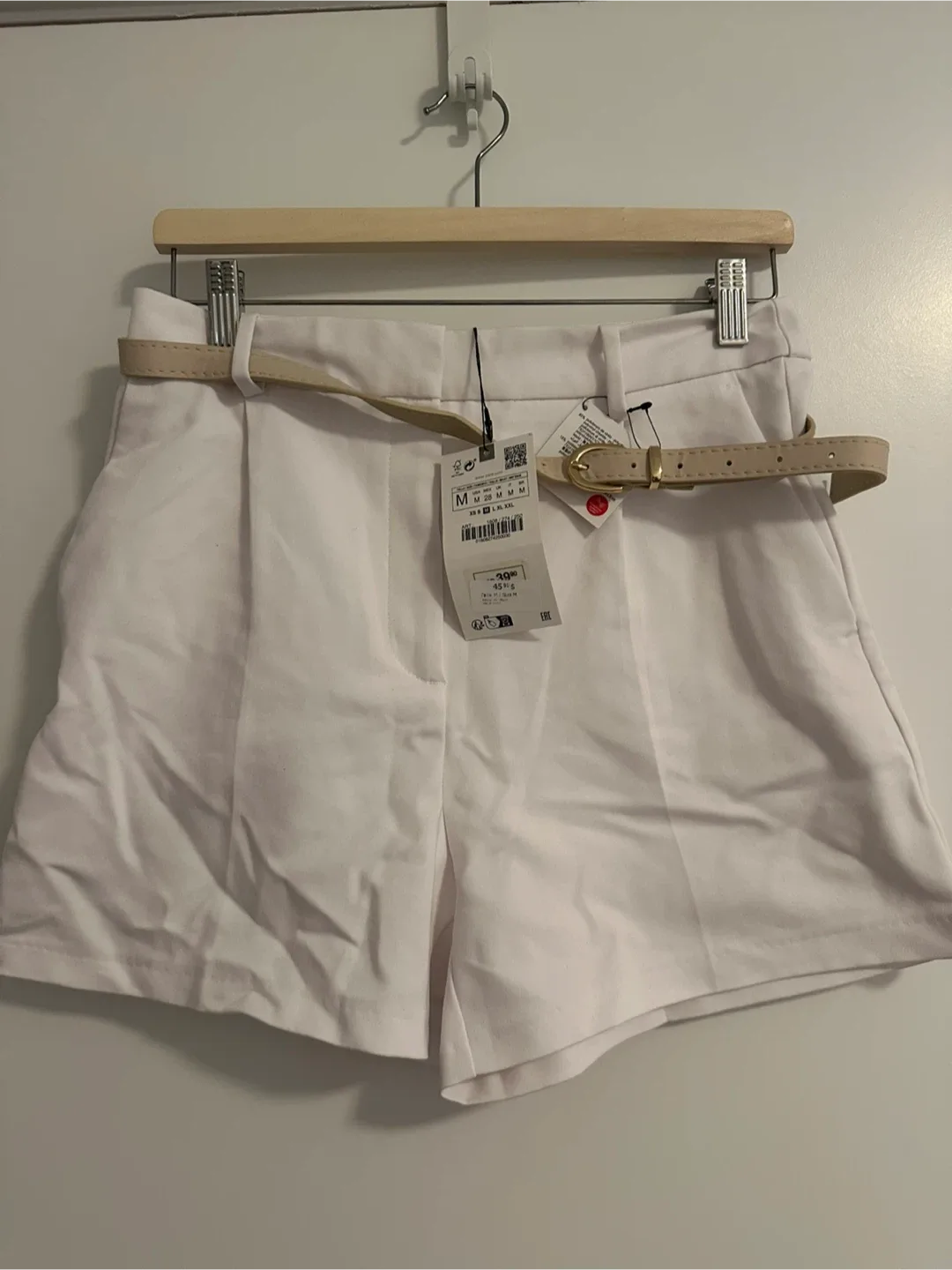 Zara White Belted Shorts