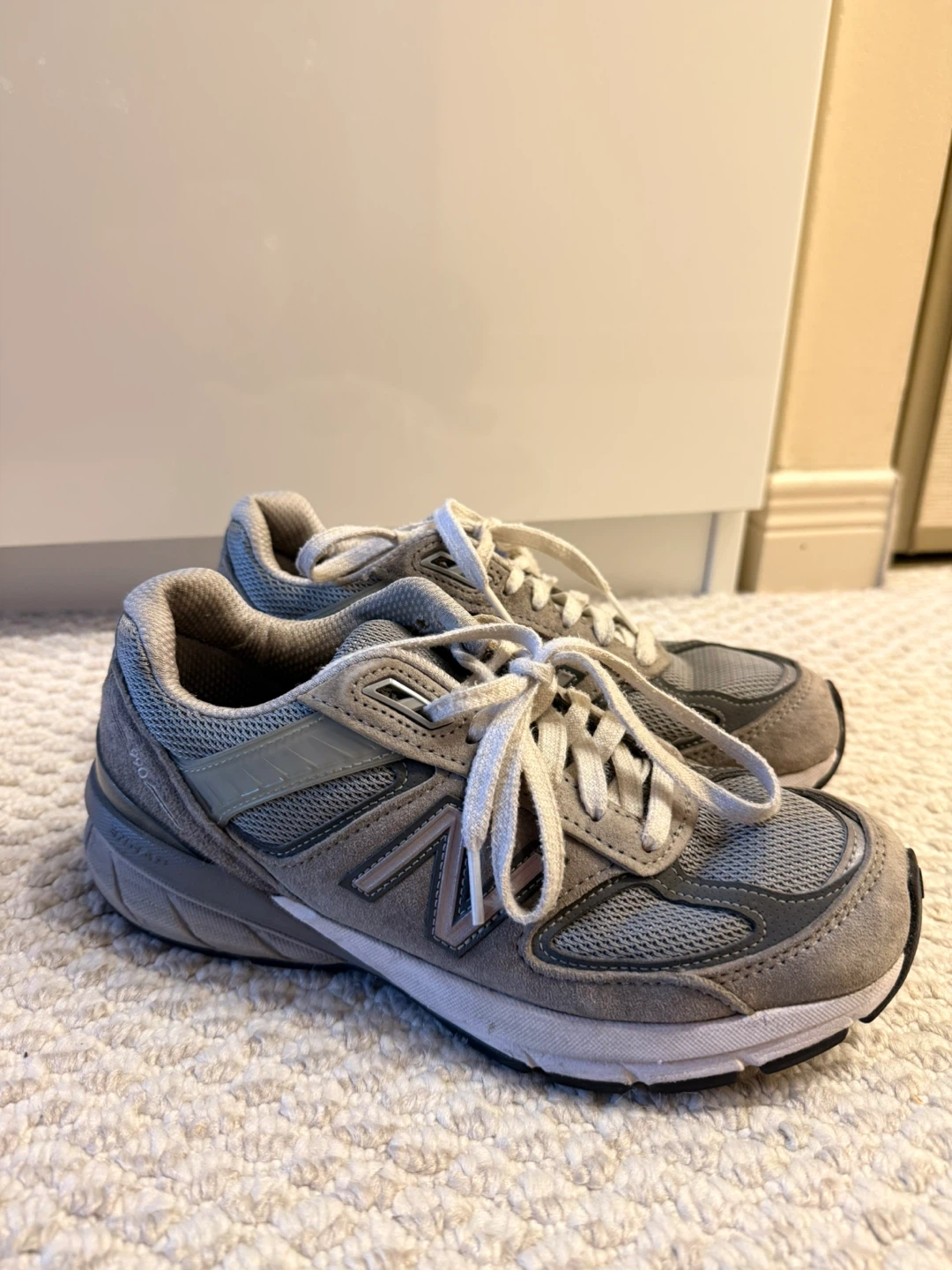 New Balance 990v5 Grey Sneakers - photo 3