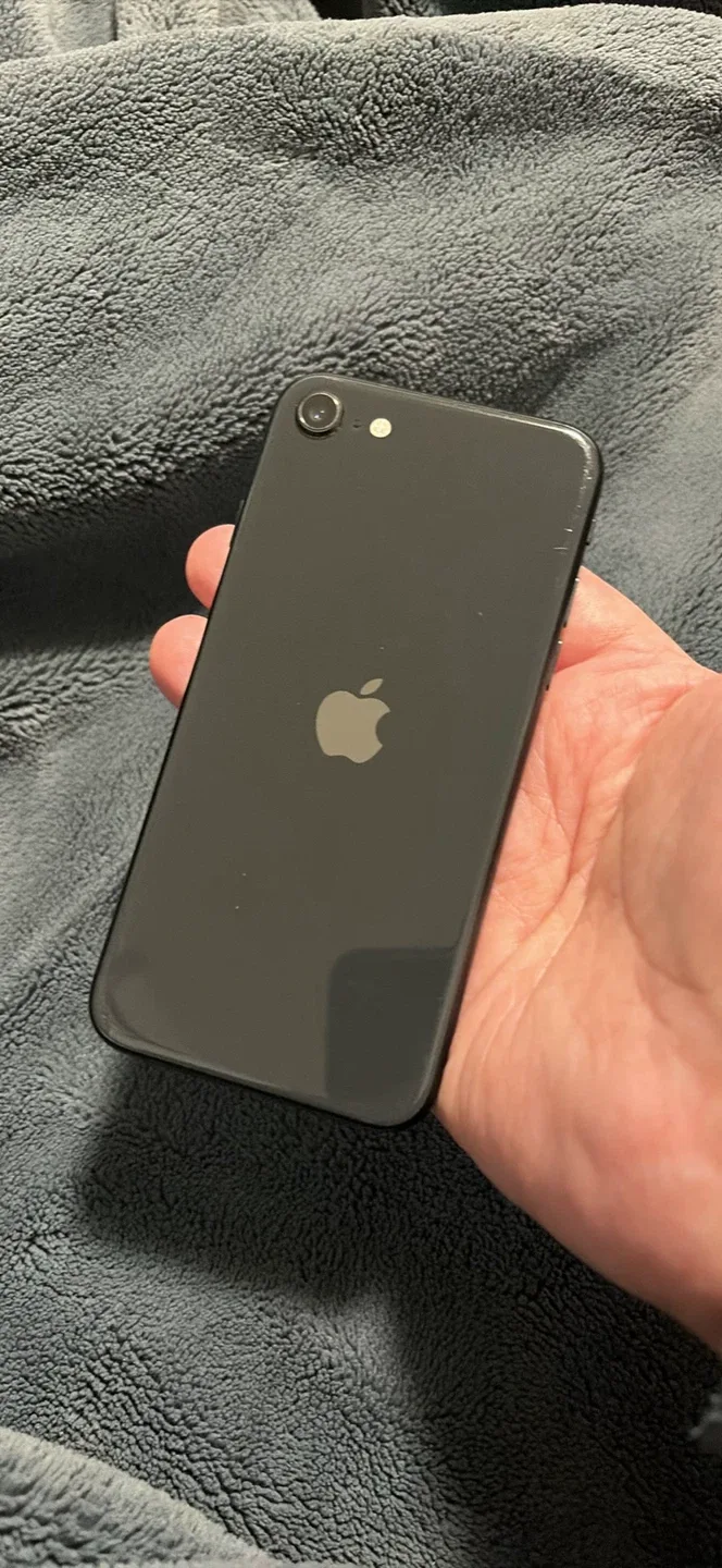 Apple iPhone SE (2nd generation) Black image indicator(2)