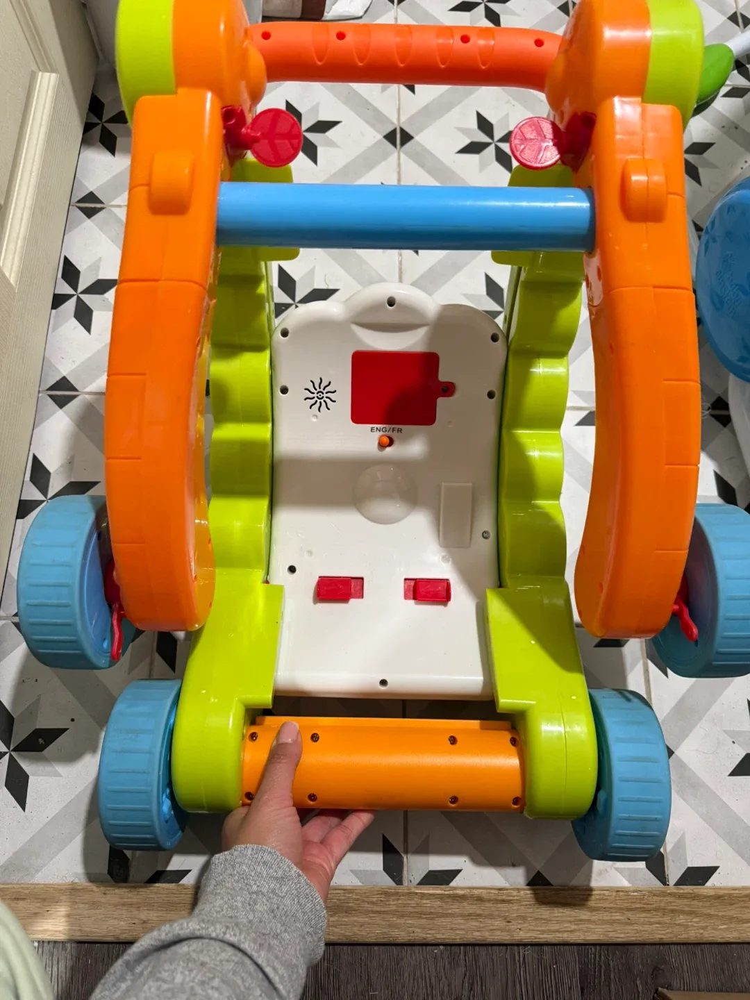 Baby walker image indicator(6)