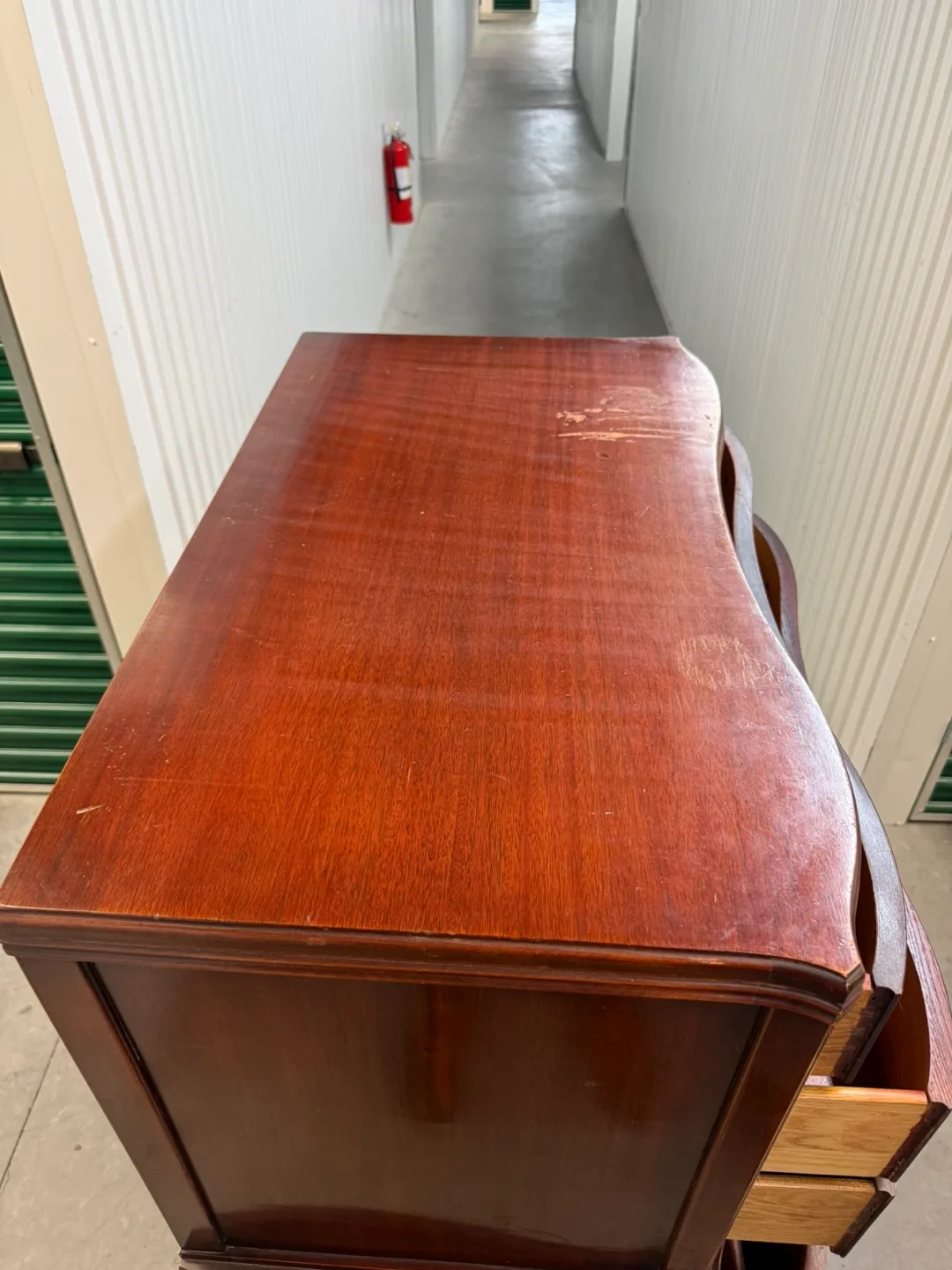 Wooden Chest of Drawers image indicator(10)