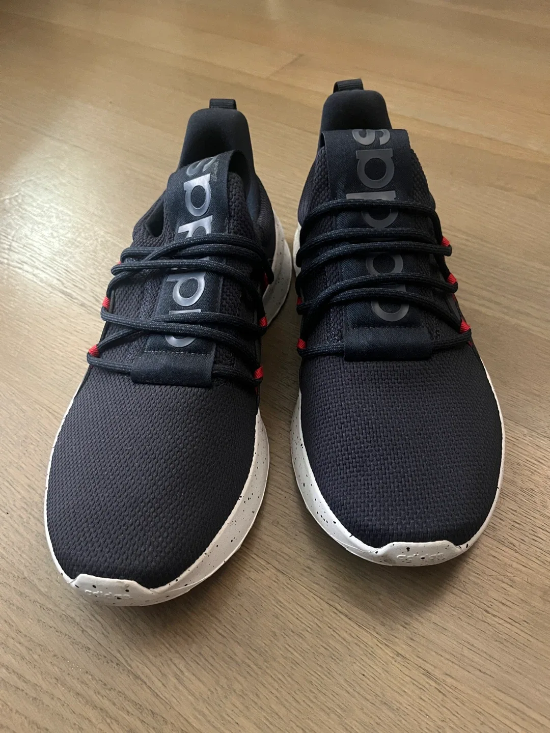 Like-New Adidas Cloudfoam Sneakers Men’s Size 9 - $35 image indicator(2)