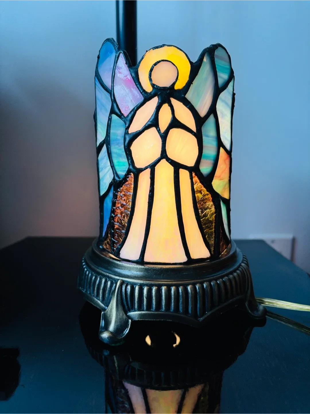 Stained Glass Angel Accent Lamp