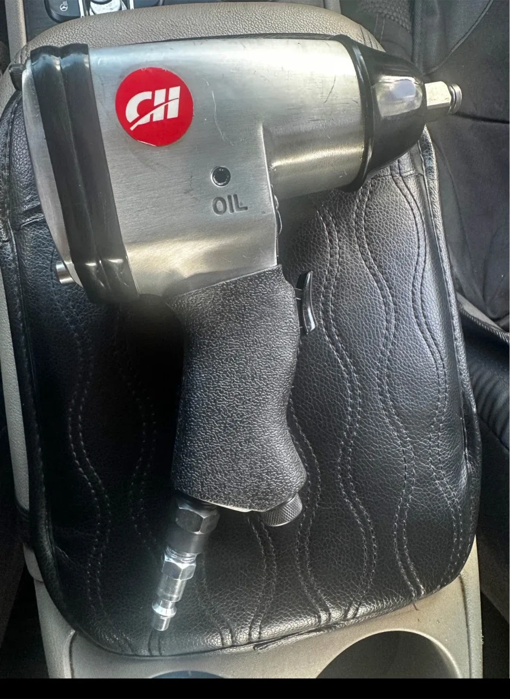 Central Pneumatic Air Ratchet & Impact Wrench image indicator(2)