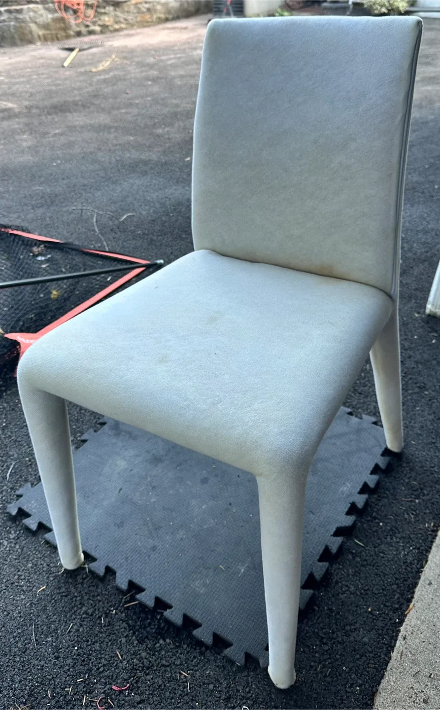 B&B Italia Vol au Vent Chair by Mario Bellini image indicator(2)