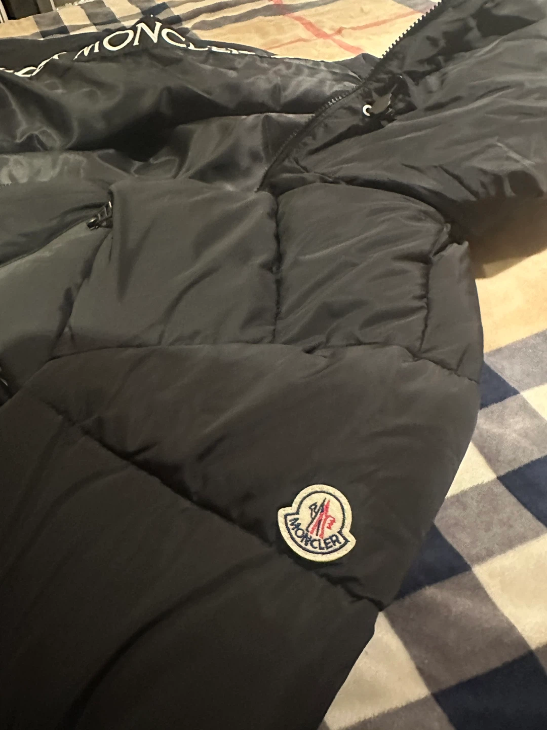 Moncler Black Padded Down Jacket - photo 5