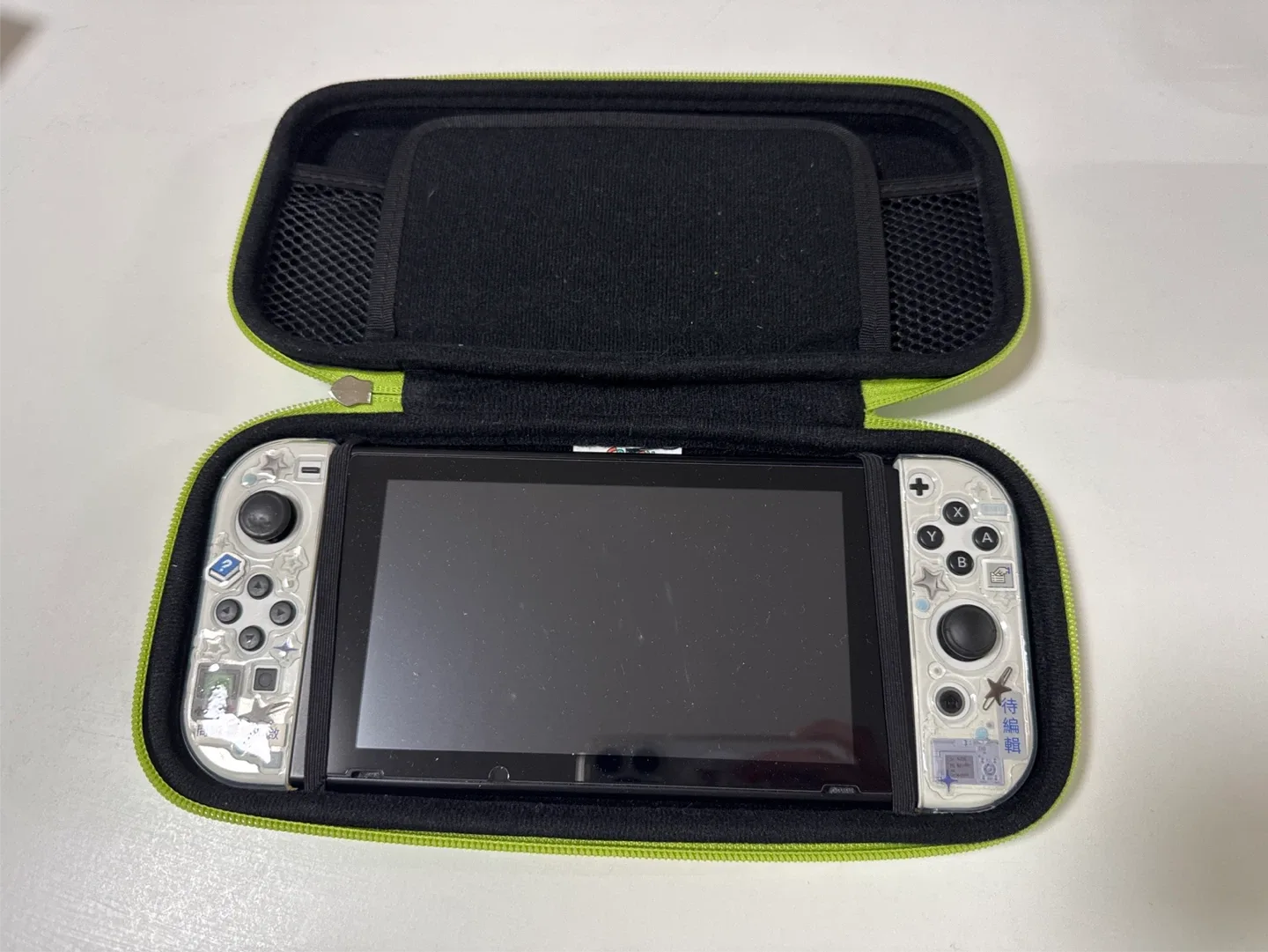 Nintendo Switch + Crayon Shin-chan Case image indicator(2)
