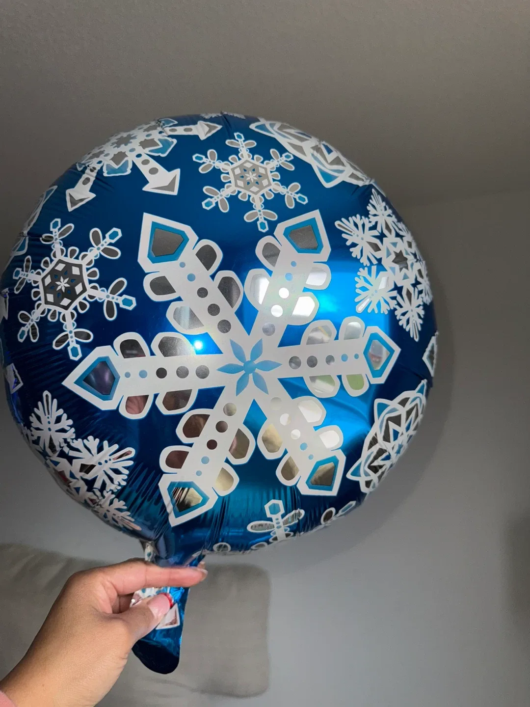 Frozen balloons 15 and more. image indicator(2)