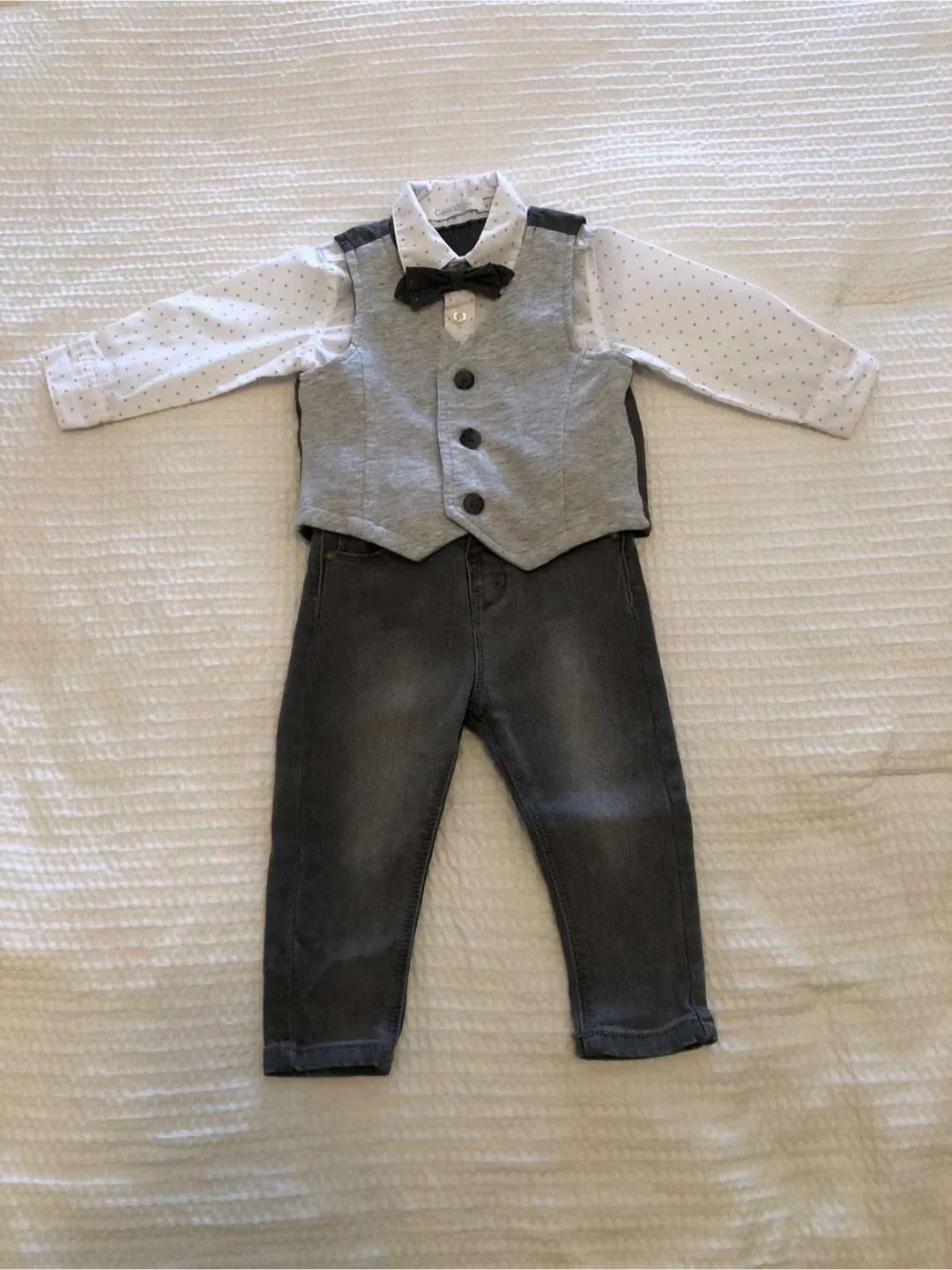 Baby Boy 4 Piece Outfit - 6-12 months thumbnail