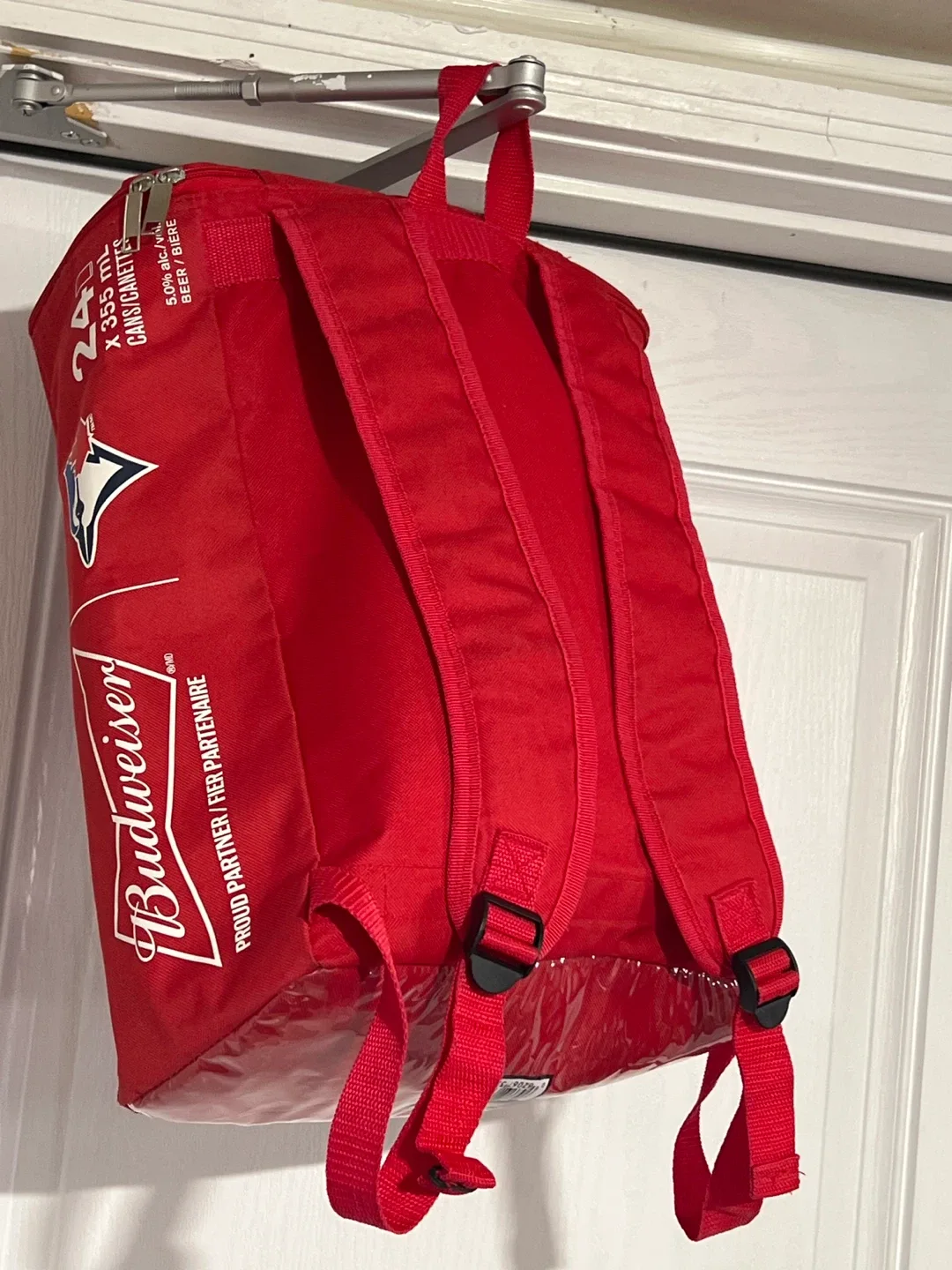 Budweiser Blue Jays Cooler Backpack image indicator(3)