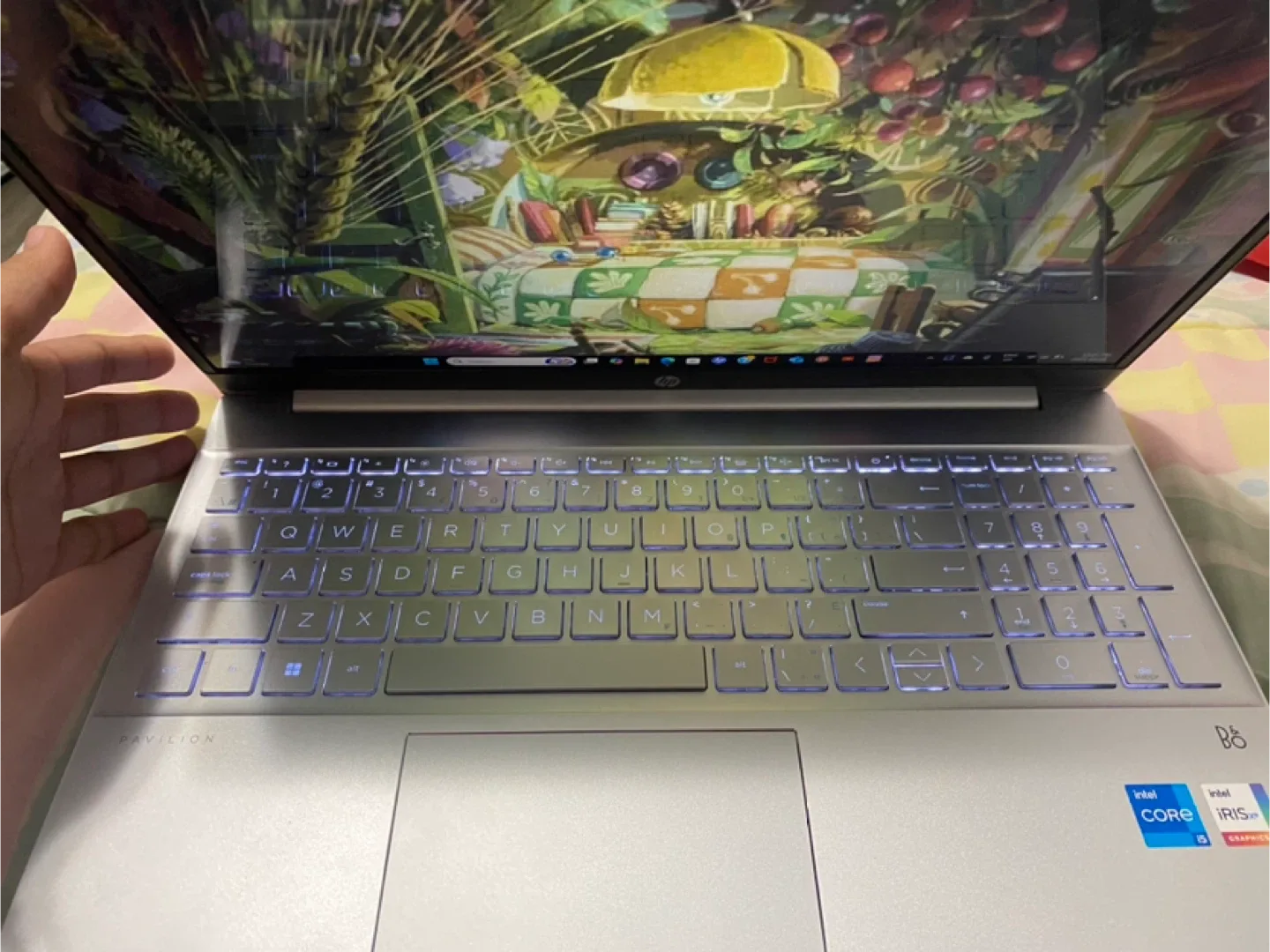 HP Pavilion Laptop - 475GB Storage image indicator(2)