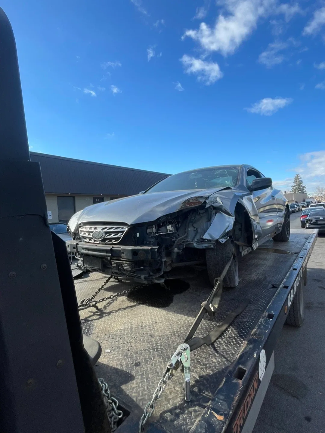 Hyundai Genesis 2.0T - Damaged fully parting out image indicator(3)