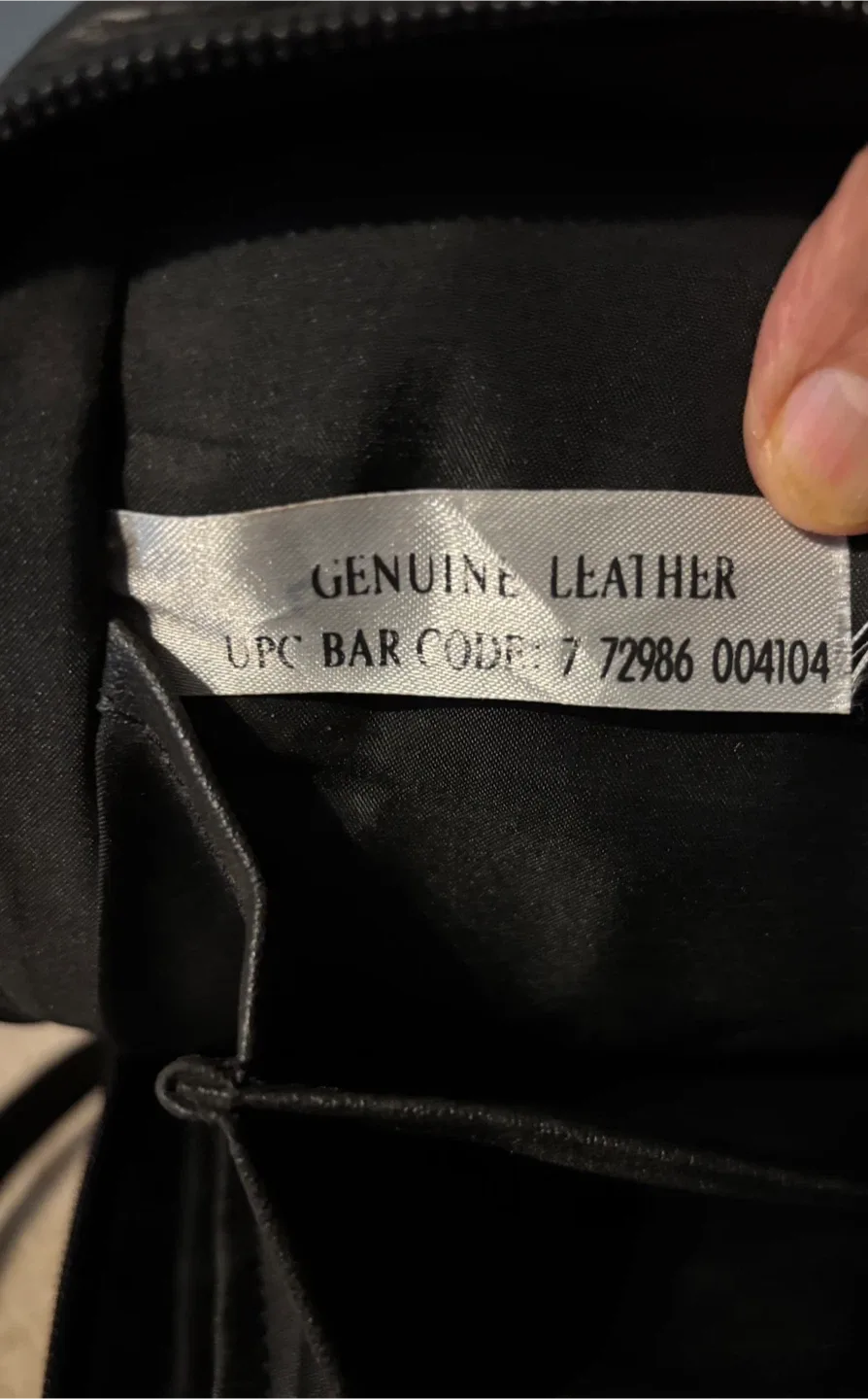 Genuine Leather Black Briefcase/Laptop Bag image indicator(6)